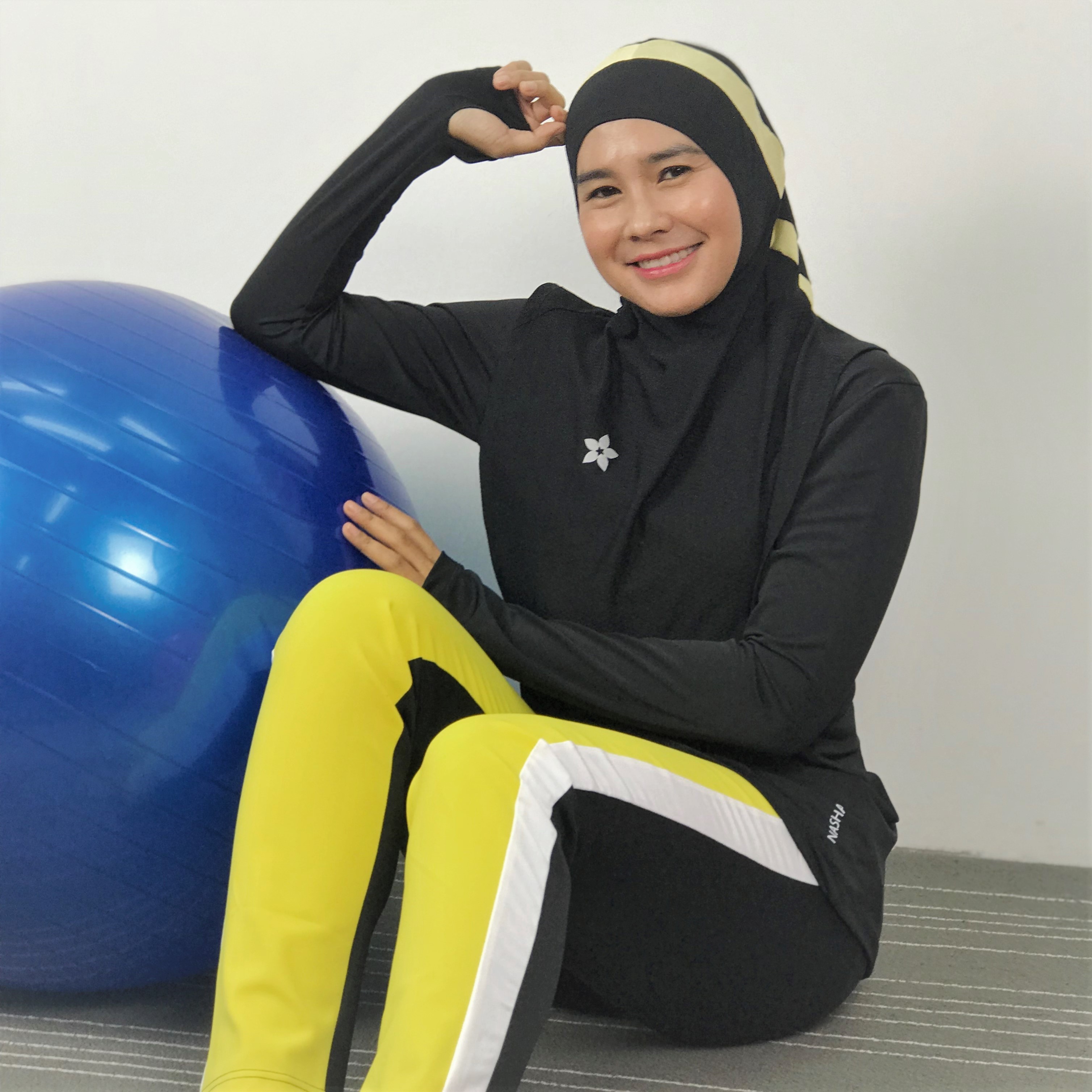 10 gym bag essentials for all hijabis